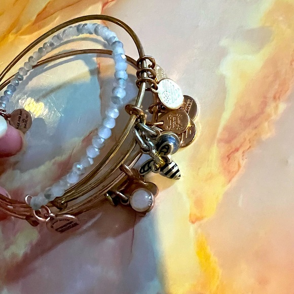 Alex + Ani Set of 3 beaded charm stacking bracelets - Picture 10 of 12